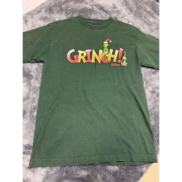 The Grinch Christmas Men’s Medium T-Shirt in good shape. - Picture 1 of 2